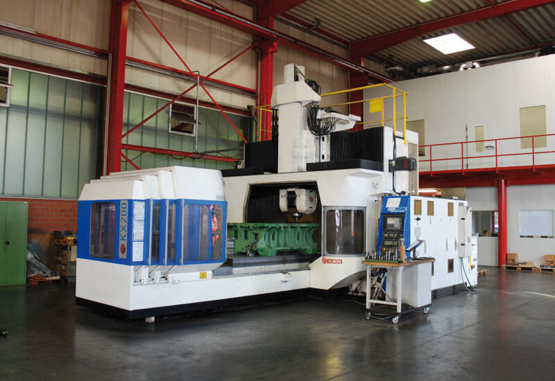 Fräsmaschine Huron KX 200